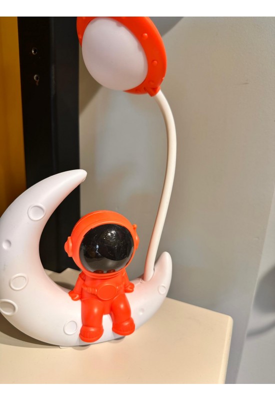 Masa Lambası Astronot1